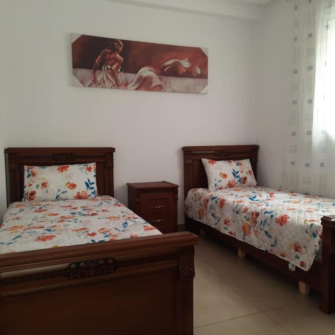 Coquet Apparemment Dans Fermee, Securisee En Face Houara Appartement *