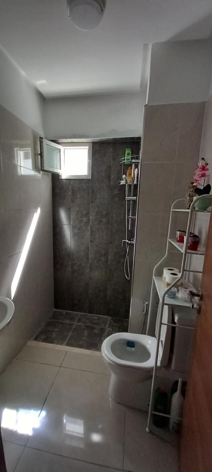 Coquet Apparemment Dans Fermee, Securisee En Face Houara Appartement Tanger